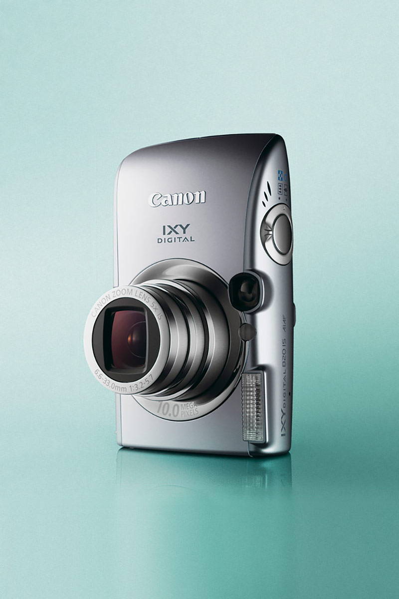 canon ixy digital 820 is